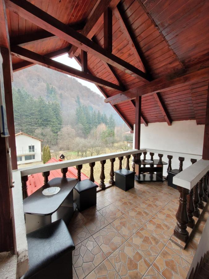 Casa Krista Ξενοδοχείο Μπραν Εξωτερικό φωτογραφία